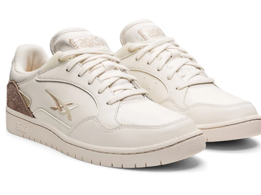 ASICS Men's SKYCOURT Sneakers in Cream/Putty - Lightweight Tennis Shoes for Men
